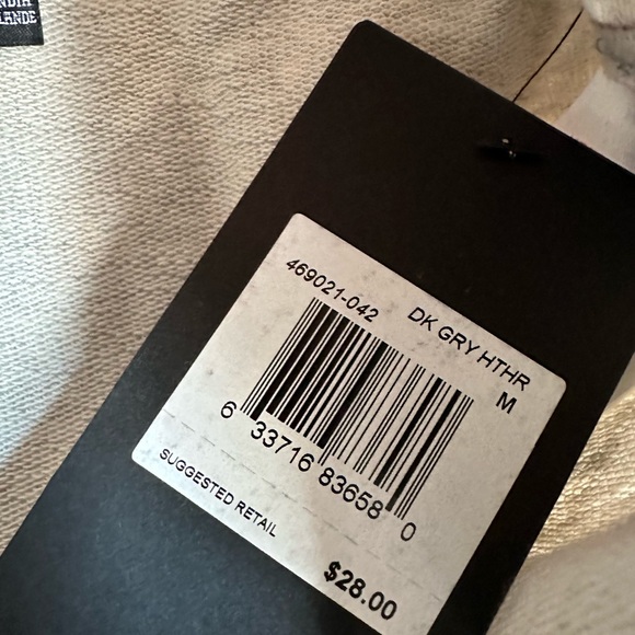 Converse girls size 10-12 knit skirt with adjustable drawstring - Picture 5 of 6